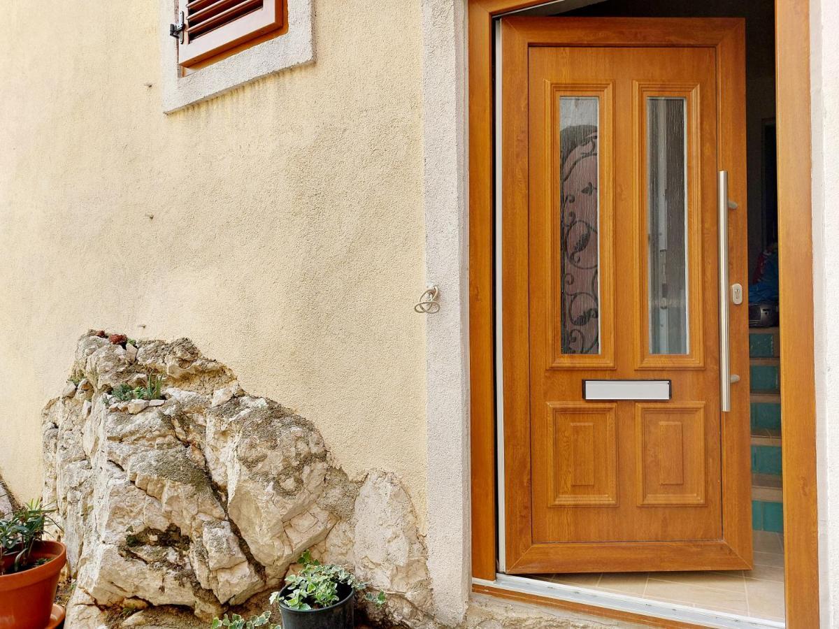 Sha La La - Charming, Unique Studio In A Historic Building Next To A Castle, Wifi, Smart Tv, Washer-Dryer Bakar Dış mekan fotoğraf