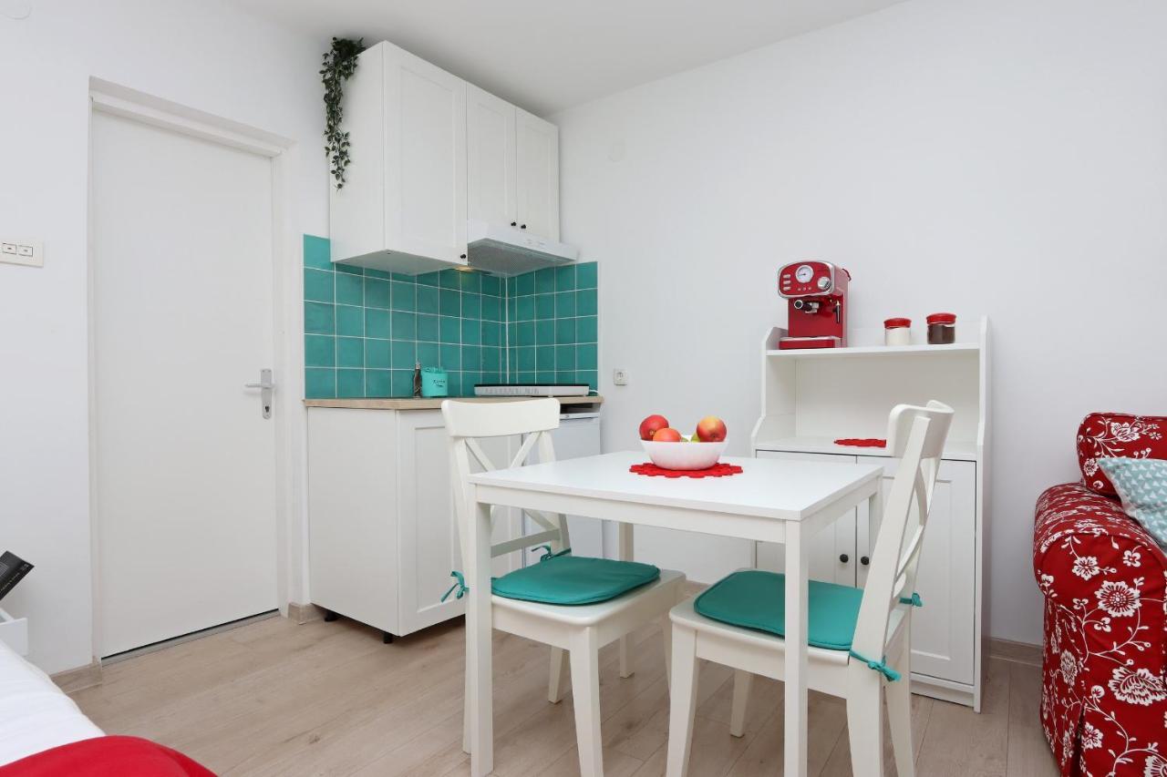 Sha La La - Charming, Unique Studio In A Historic Building Next To A Castle, Wifi, Smart Tv, Washer-Dryer Bakar Dış mekan fotoğraf