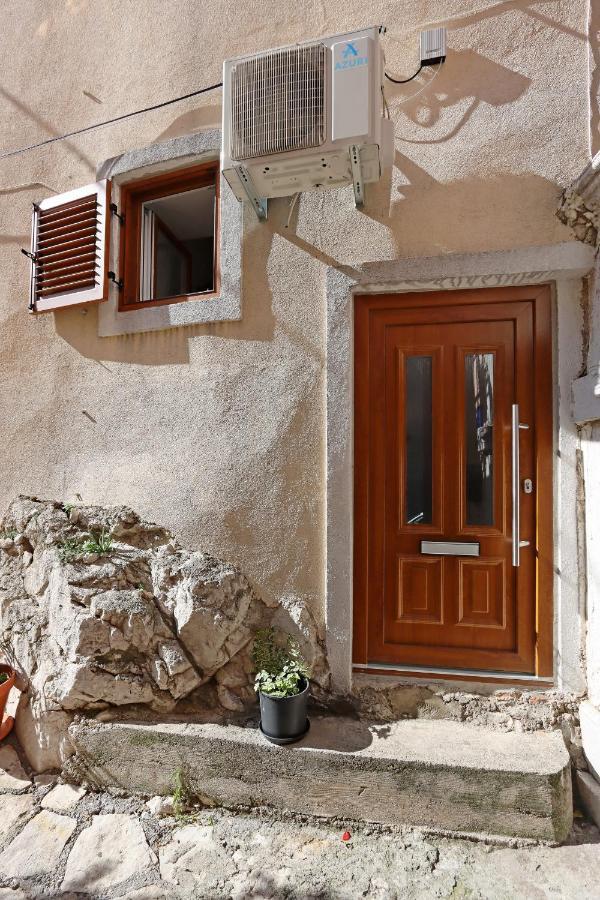 Sha La La - Charming, Unique Studio In A Historic Building Next To A Castle, Wifi, Smart Tv, Washer-Dryer Bakar Dış mekan fotoğraf
