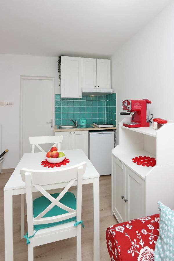 Sha La La - Charming, Unique Studio In A Historic Building Next To A Castle, Wifi, Smart Tv, Washer-Dryer Bakar Dış mekan fotoğraf